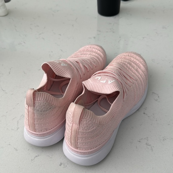 APL Techloom Wave W - Bleached Pink / White / Clear - Size 9 - Picture 3 of 7